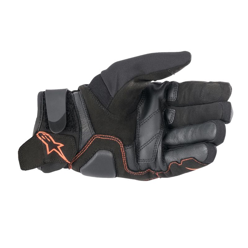 23_smx1_glove_1030_back